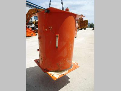 Oil tank for Hitachi ZAXIS 350-3 sold by OLM 90 Srl
