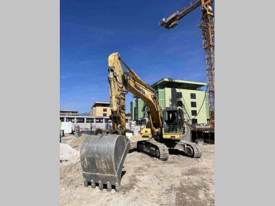 Komatsu PC210NLC-8 Photo 1