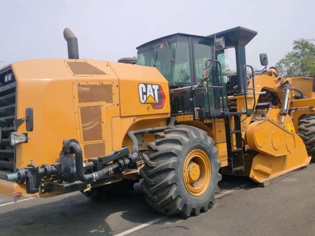 Caterpillar RM500B Photo 2