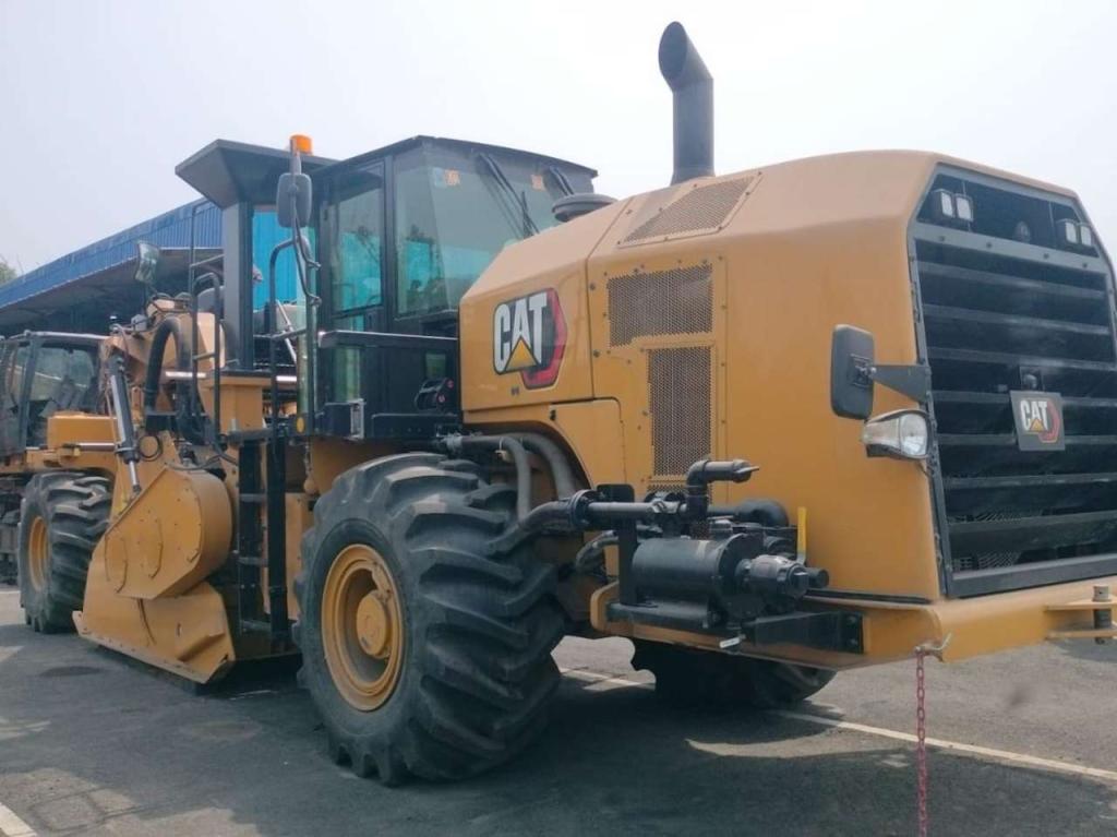 Caterpillar RM500B Photo 3