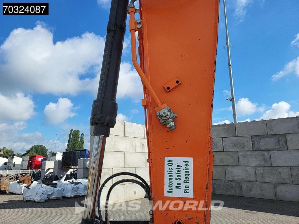 Doosan DX140 LC-5 3 Buckets Photo 10