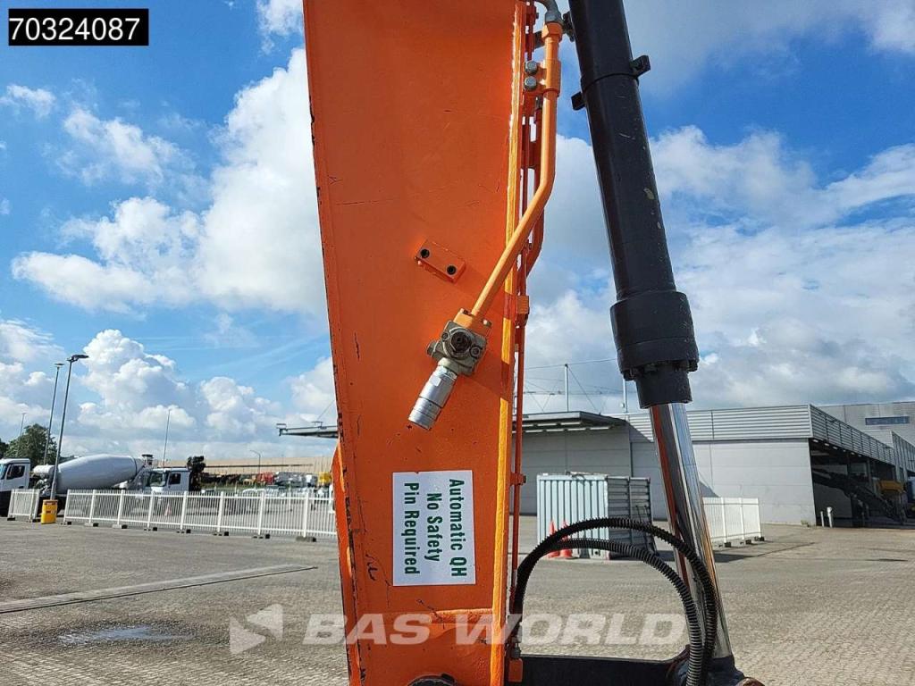 Doosan DX140 LC-5 3 Buckets Photo 11