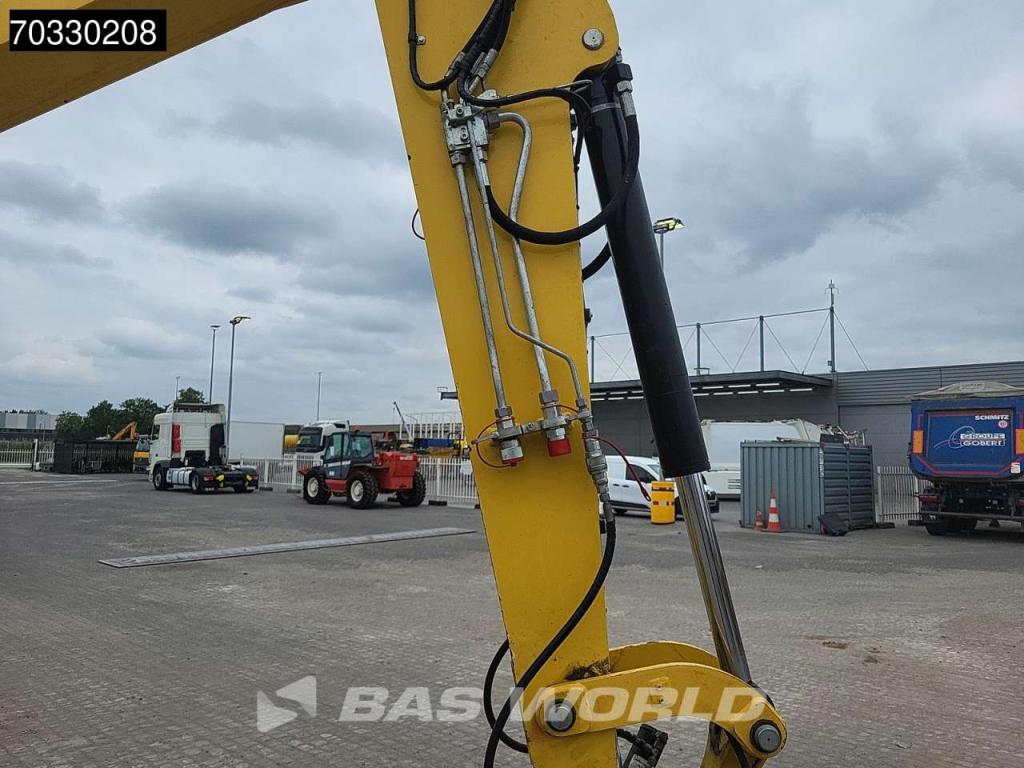 Yanmar B95W B95W Auto Greasing - A/C Photo 12
