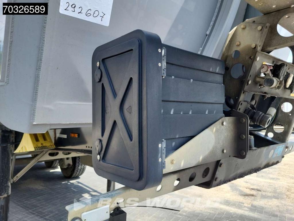 Schmitz SGF*S3 3 axles Lift Axle ALU Photo 29