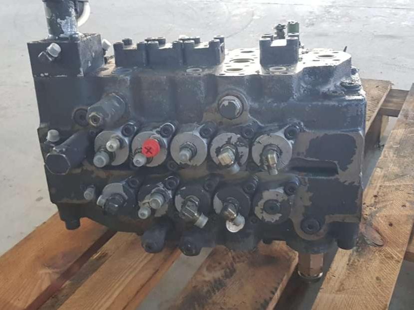 Hydraulic distributor for Case CX 290 Photo 5