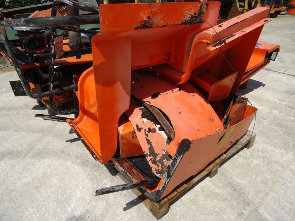 Hood and body panel for Fiat Kobelco /Fiat Hitachi W270 Photo 2