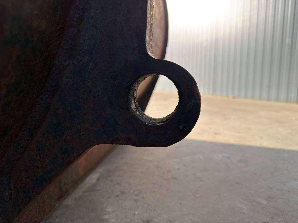 Volvo ISO L45 / L50 / Caterpillar 918 Photo 12