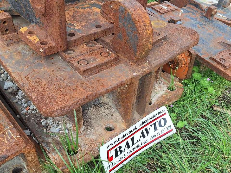 S3 for 35-43 ton excavators Attachment plate Photo 5