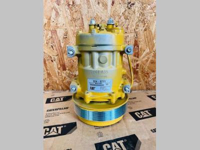 Air conditioning compressor for Caterpillar sold by Duranti s.a.s.