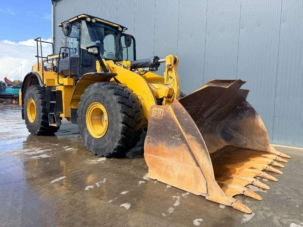 Caterpillar 966M Photo 3
