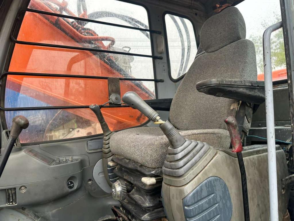 Fiat Kobelco EX285 Photo 13