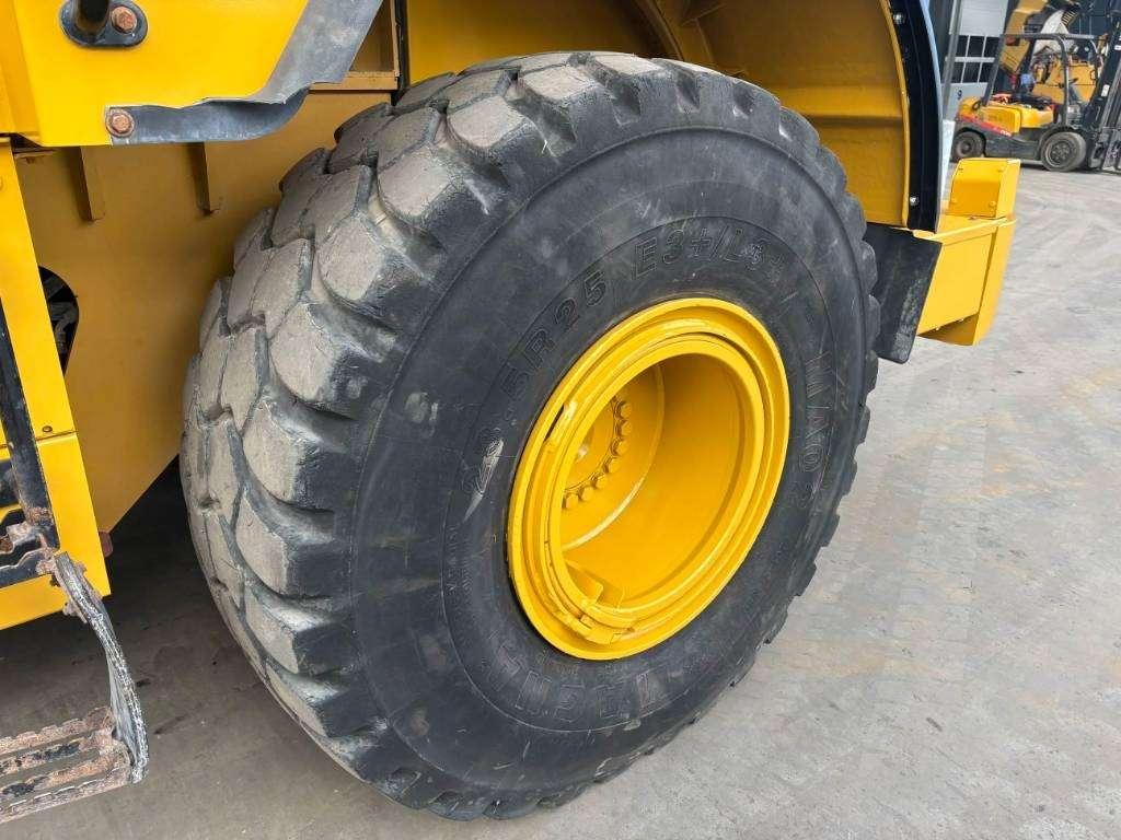 Caterpillar 950GC Photo 12