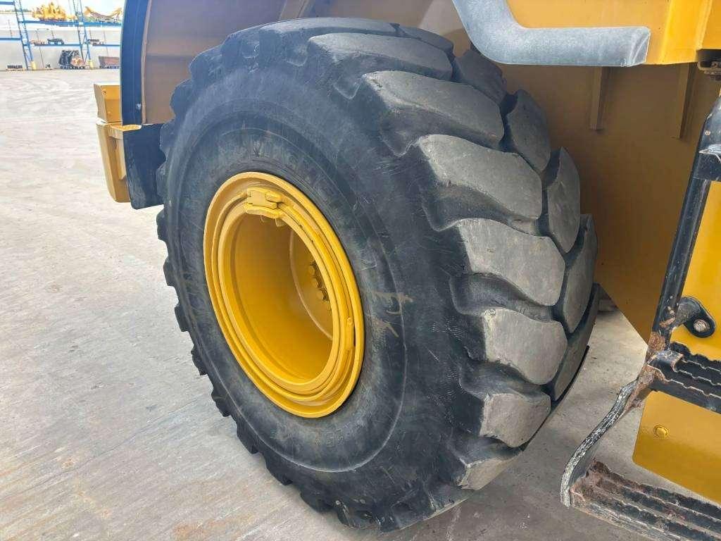 Caterpillar 950GC Photo 13