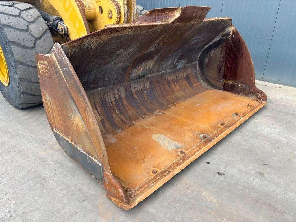 Caterpillar 950GC Photo 17