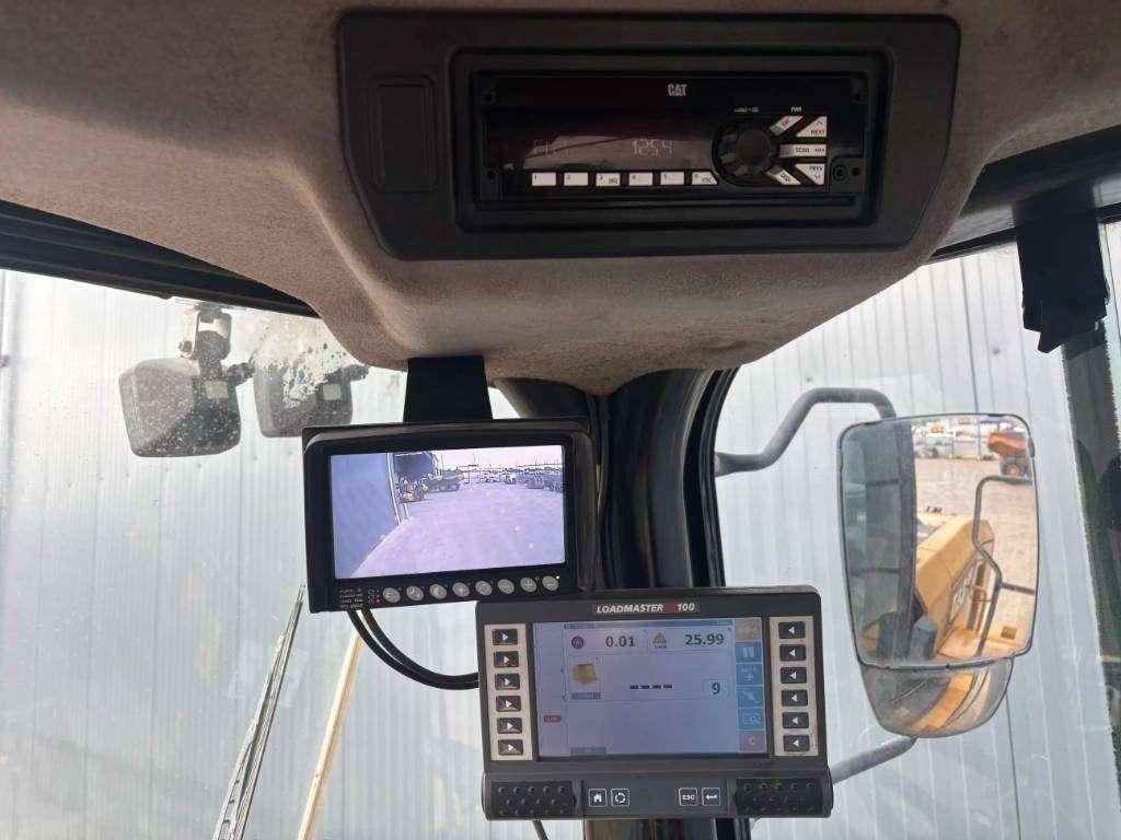Caterpillar 950GC Photo 29