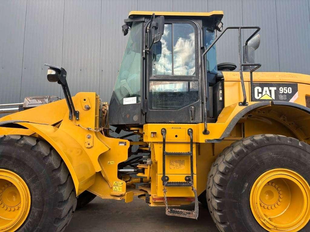 Caterpillar 950GC Photo 8
