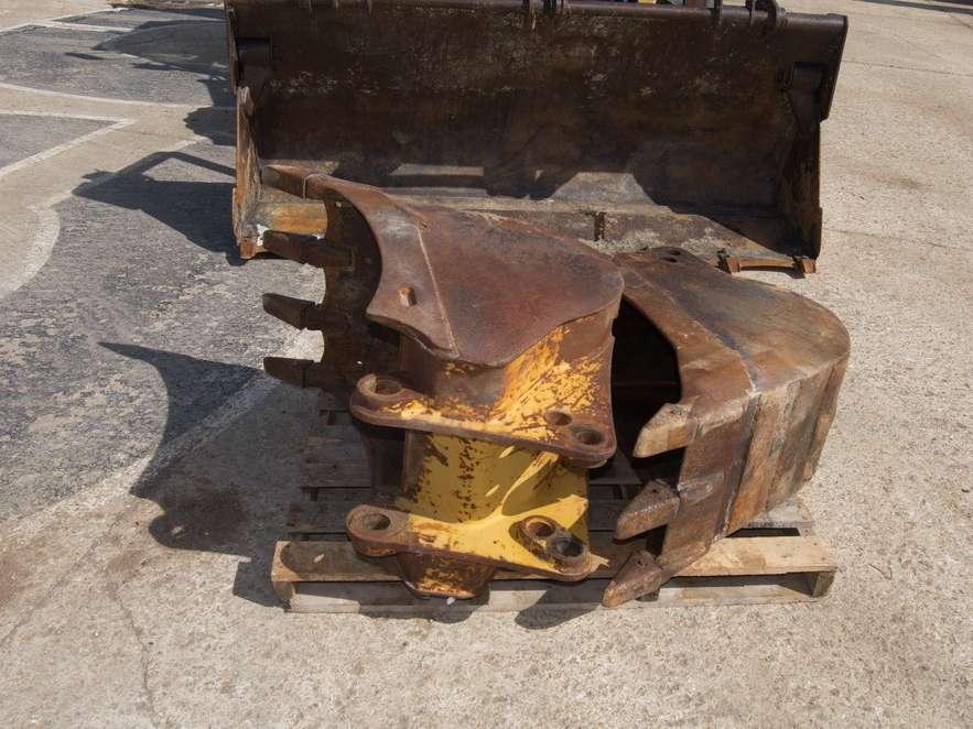 Caterpillar 438C Photo 8