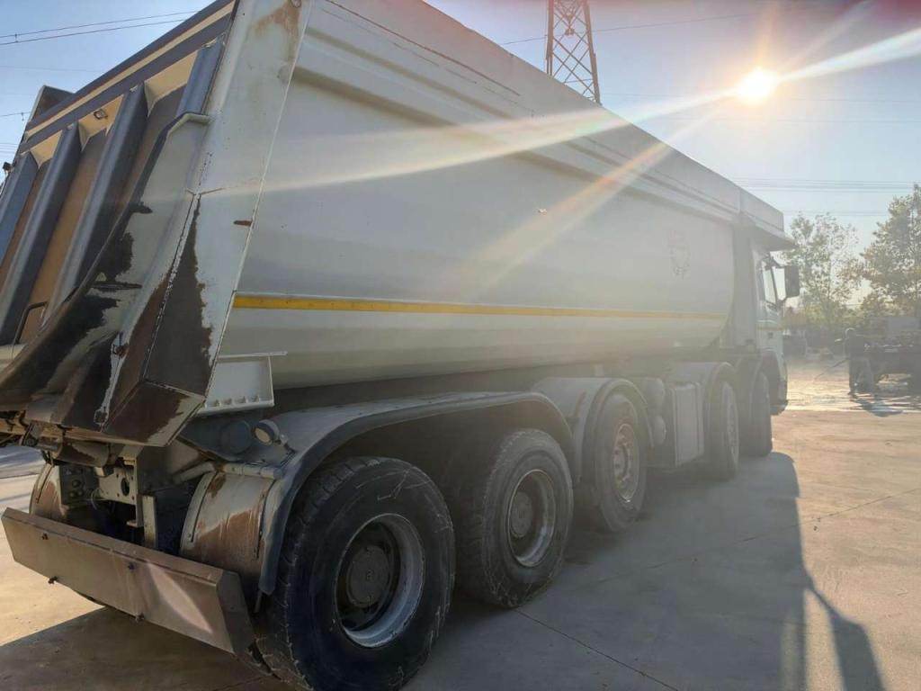 Volvo FM420 Photo 6
