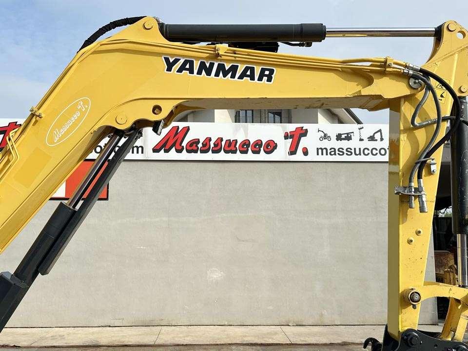 Yanmar VIO82 Photo 8