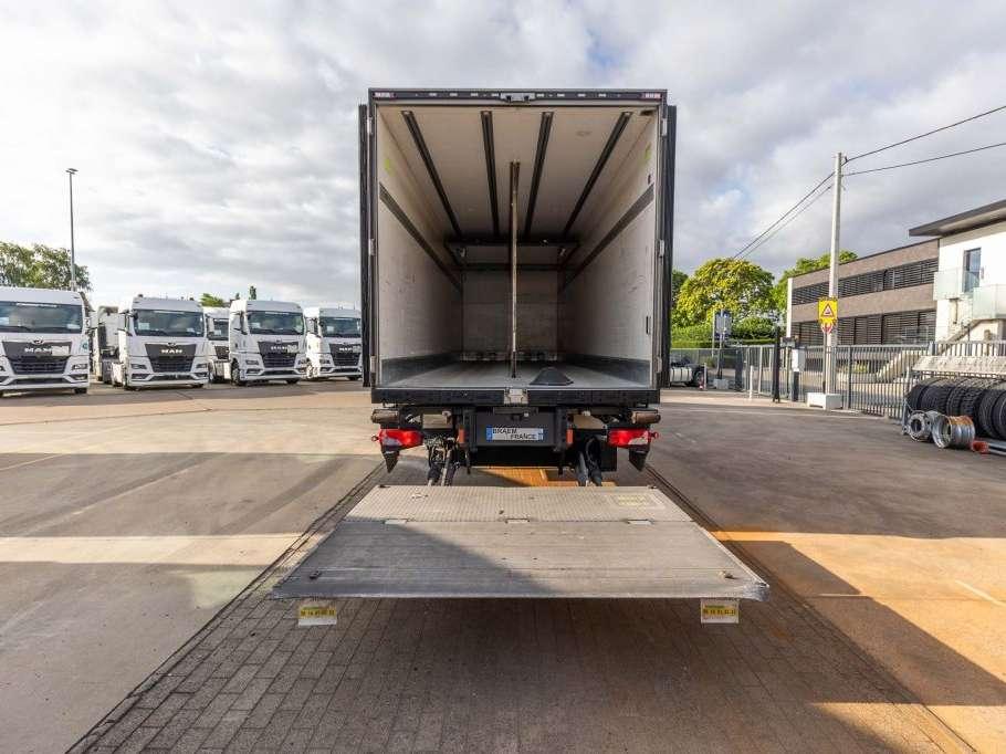 Scania R410+CHEREAU+CARRIER 1150 MT-TRI-TEMP+DHOLLANDIA 2.5T. Photo 21