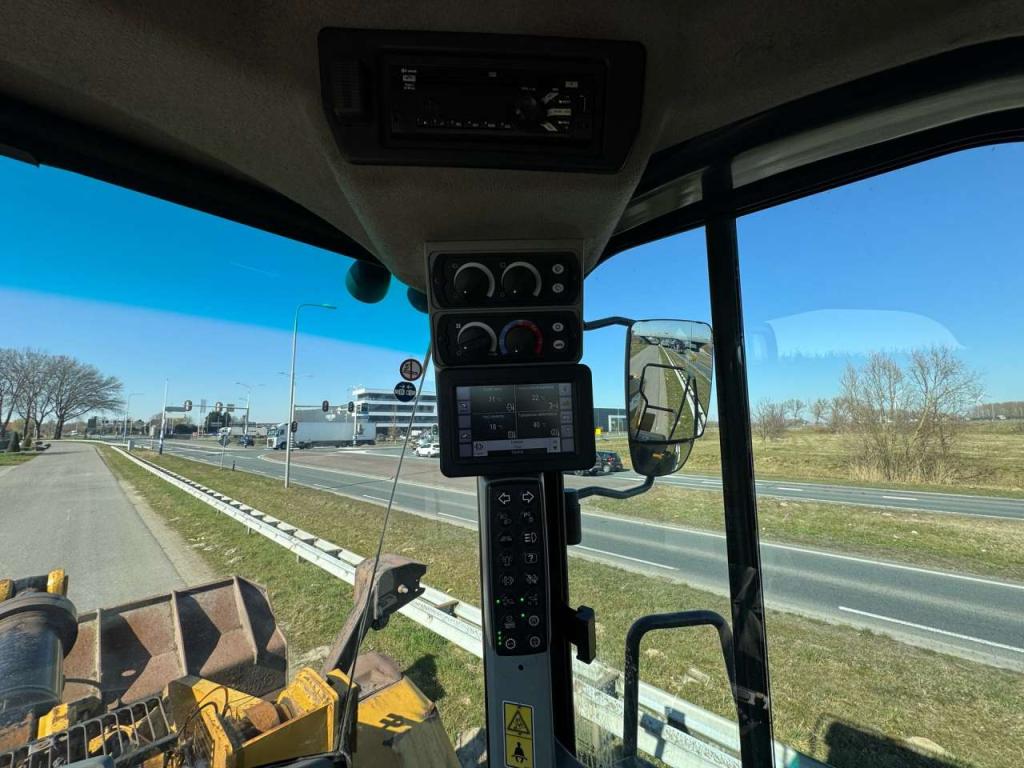 Caterpillar 972M Photo 24