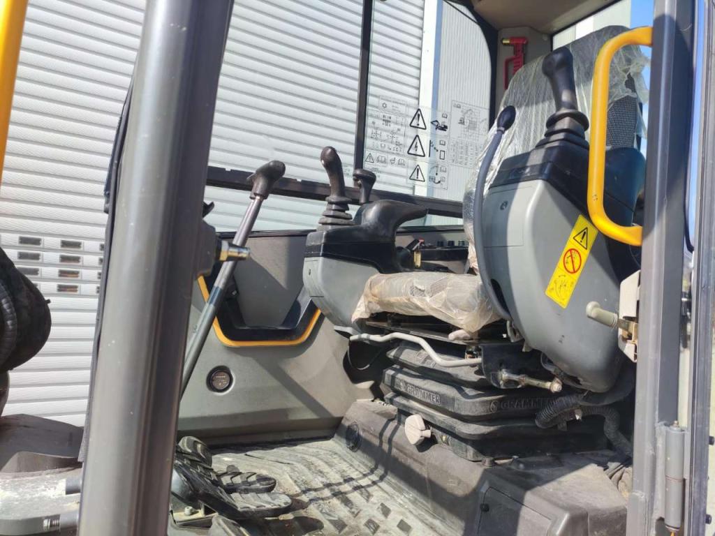 Volvo ECR88D Photo 5