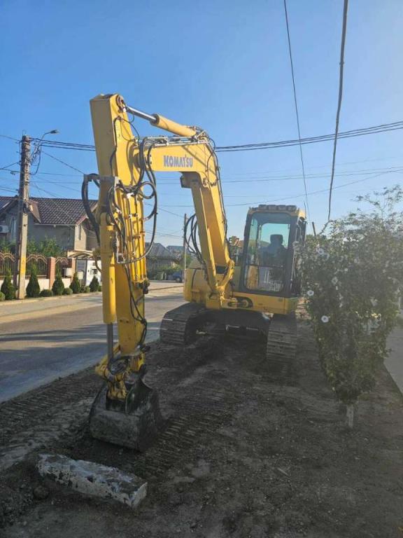 Komatsu PC88MR-8 Photo 1
