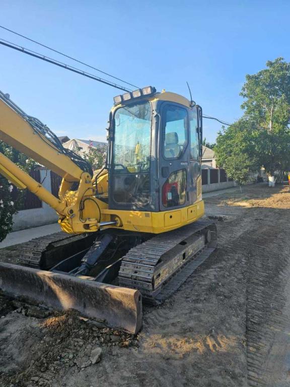 Komatsu PC88MR-8 Photo 2