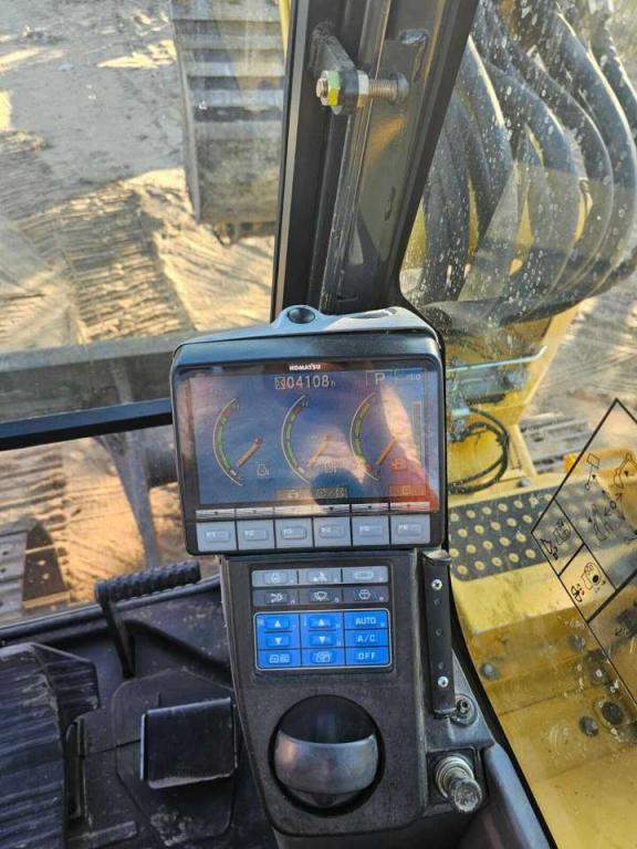 Komatsu PC88MR-8 Photo 5