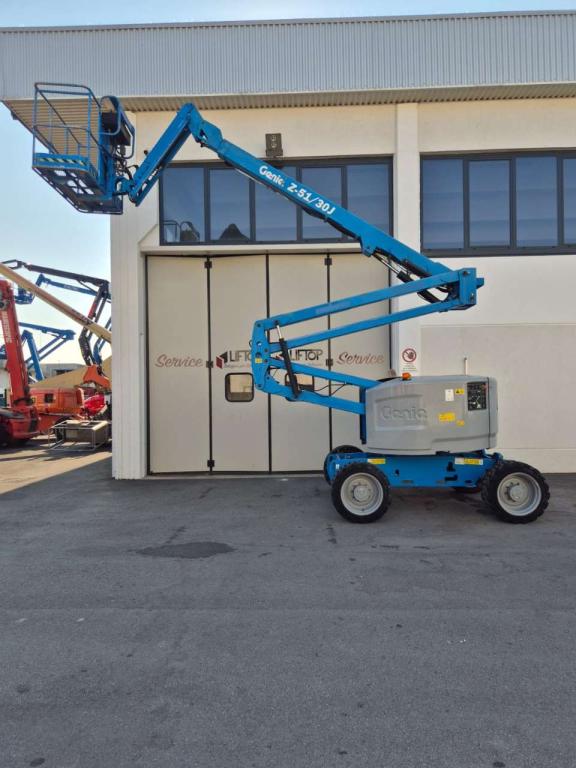 Genie Z51/30 J RT Photo 1