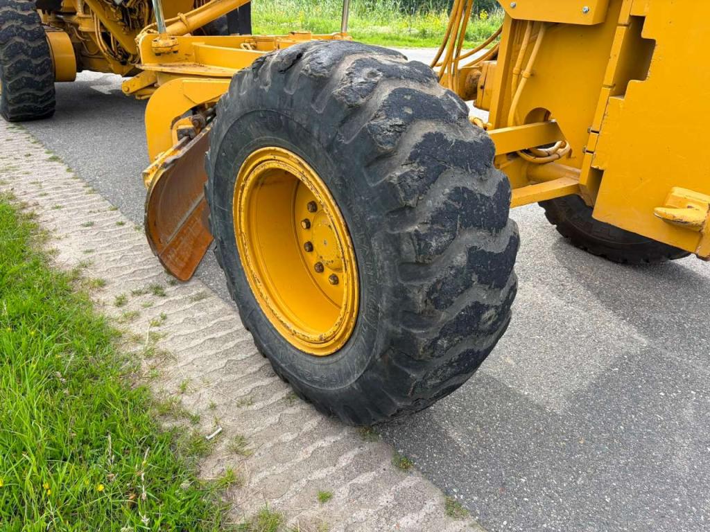 Caterpillar 140H Photo 13