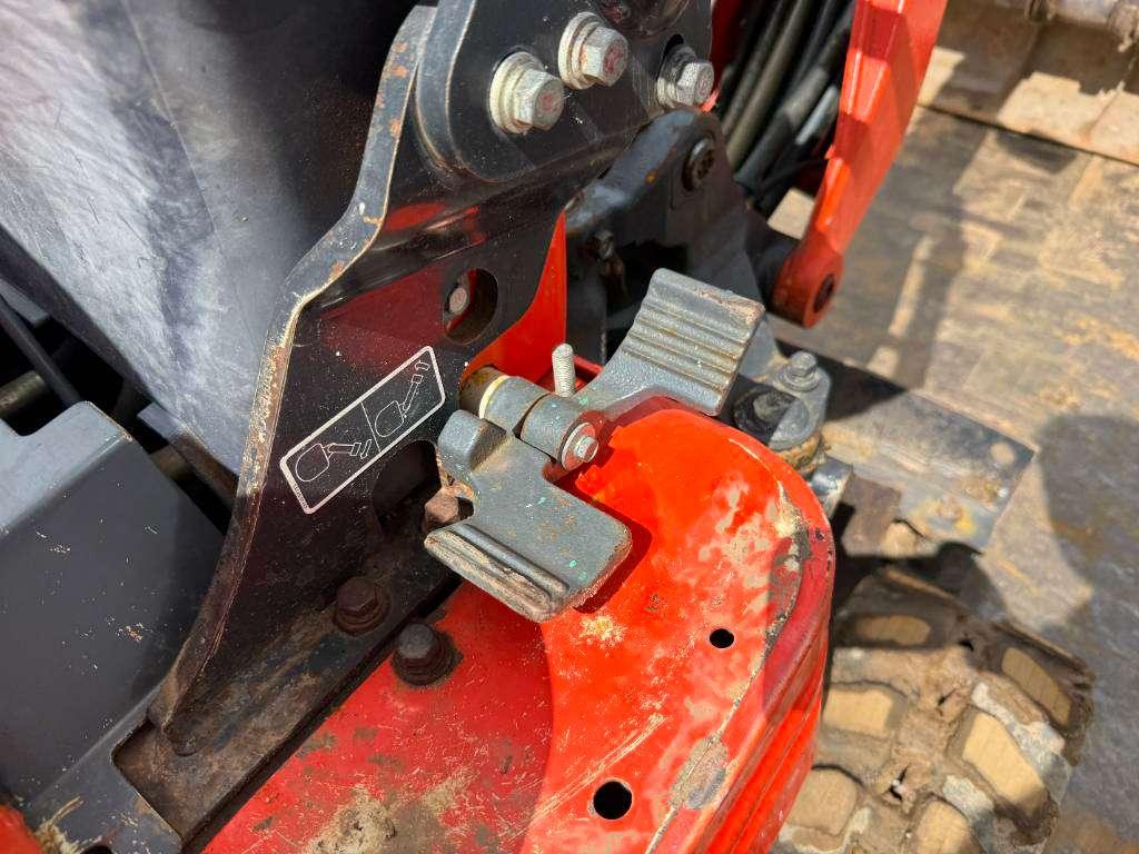 Kubota U10-G - Hydr. Undercarriage / Hammer Lines Photo 11