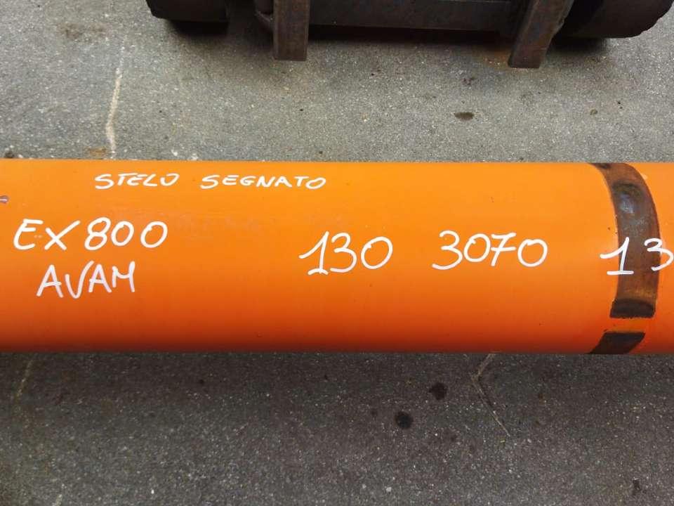 Arm cylinder (stick) for Hitachi EX 800 Photo 2