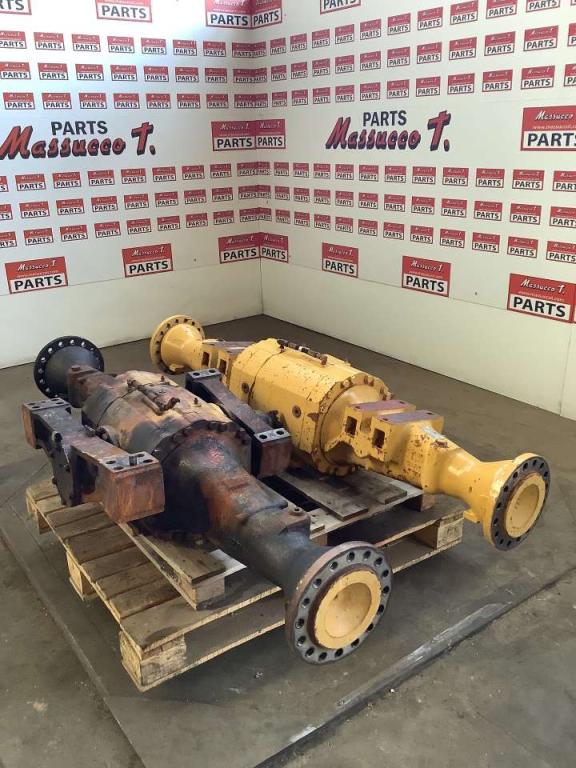 Front axle for Caterpillar 924G Photo 2