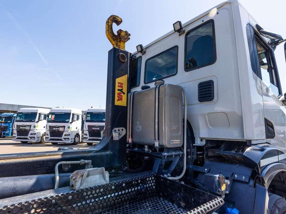Iveco X-WAY 460 Photo 14