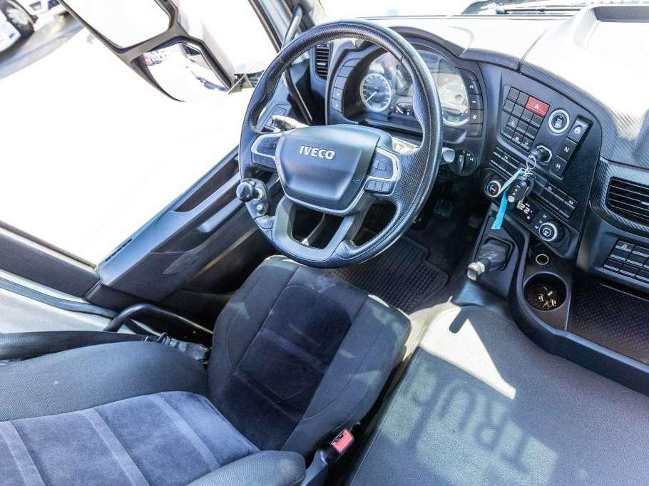 Iveco X-WAY 460 Photo 23