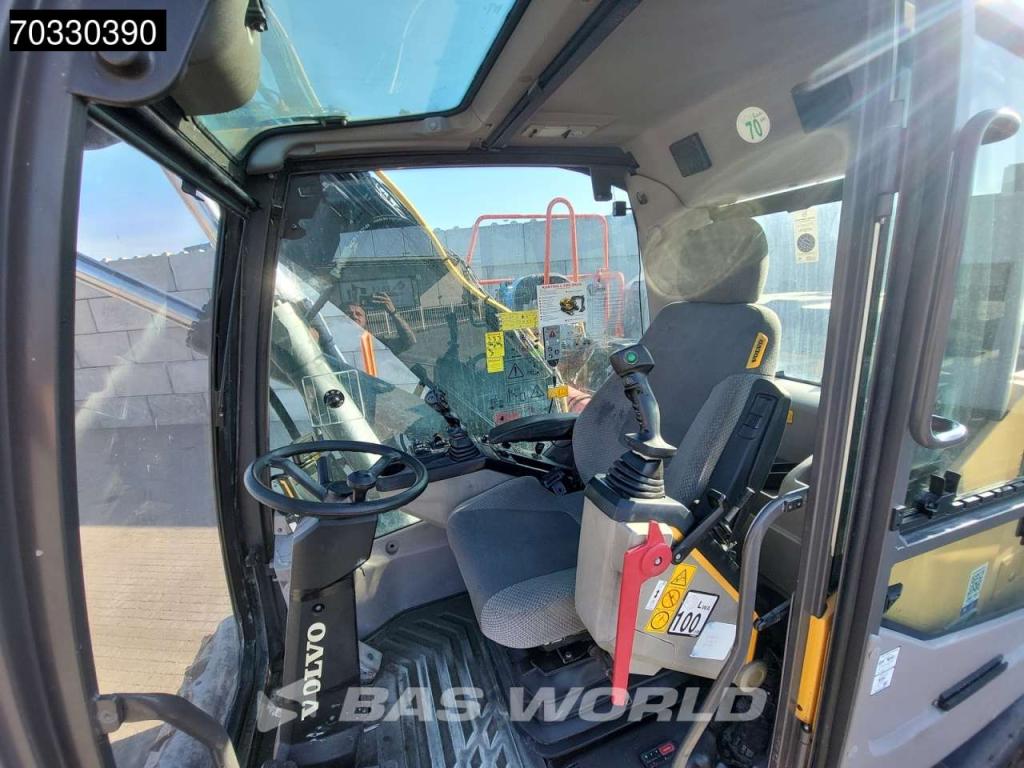 Volvo EW160 E Photo 29
