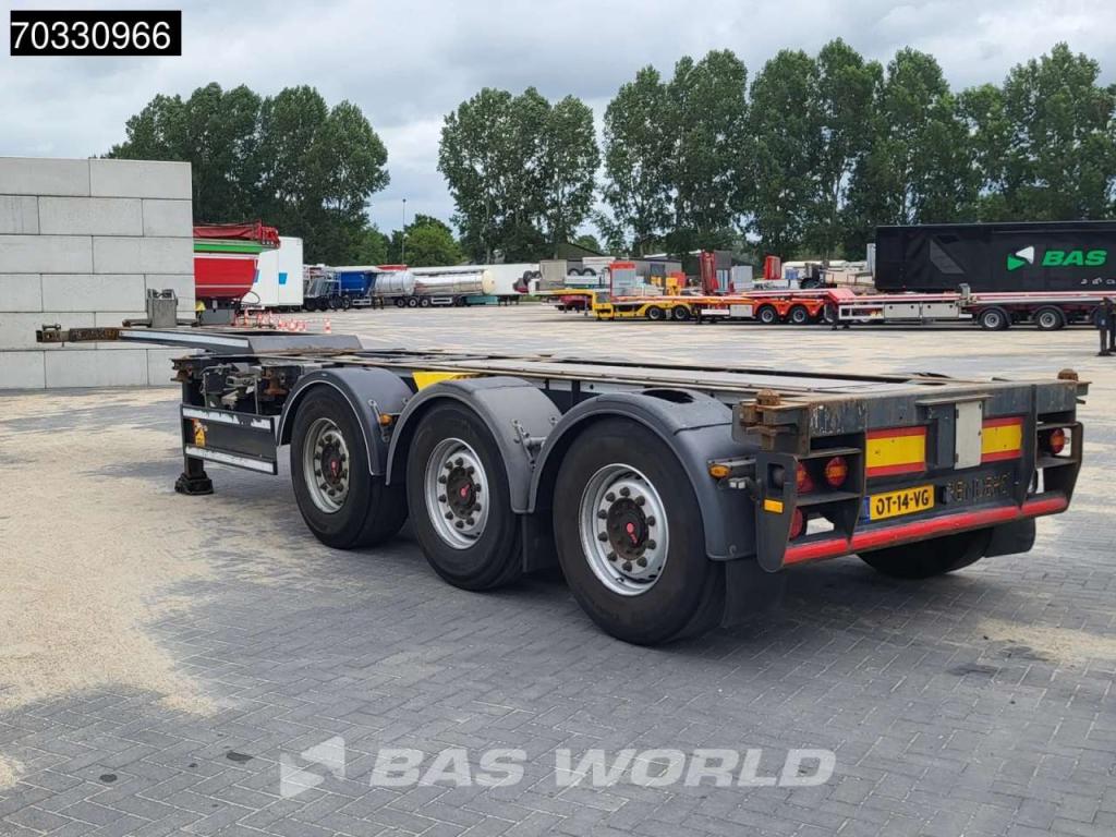 Renders Multi 45ft APK 11/26  Lift Axle Photo 2