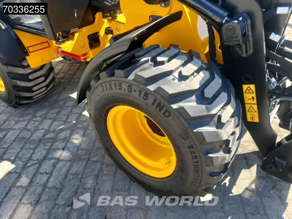 JCB 403 SP FACTORY WARRANTY – GIANT COUPLER - KUBOTA Photo 17