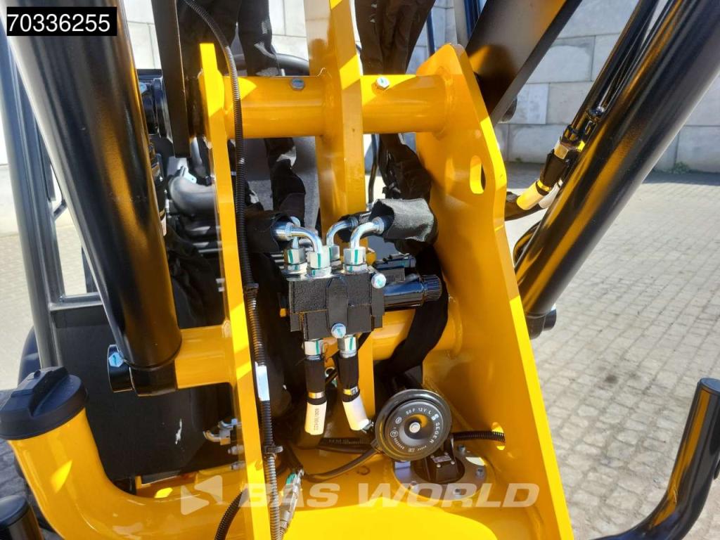 JCB 403 SP FACTORY WARRANTY – GIANT COUPLER - KUBOTA Photo 23