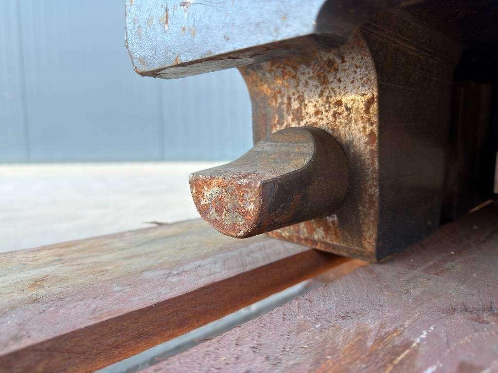 OilQuick OQ70/55 - ZX210 / ZX220 / ZX225 - DEMO Photo 14