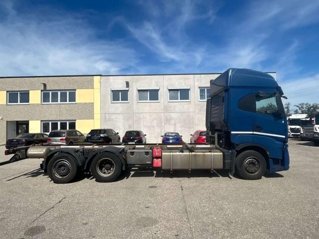 Iveco X-WAY 460 (260S46) Photo 26
