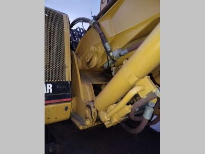 Caterpillar M315 sold by Omeco Spa