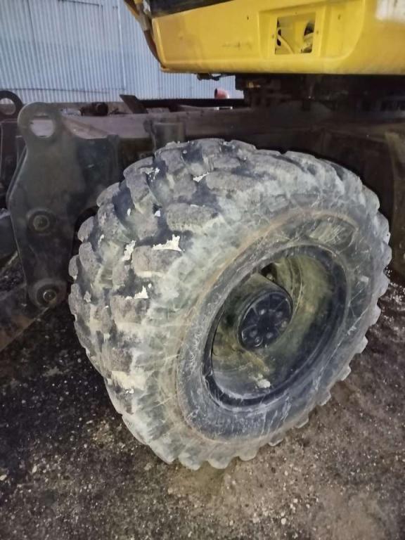 Caterpillar M315 Photo 8