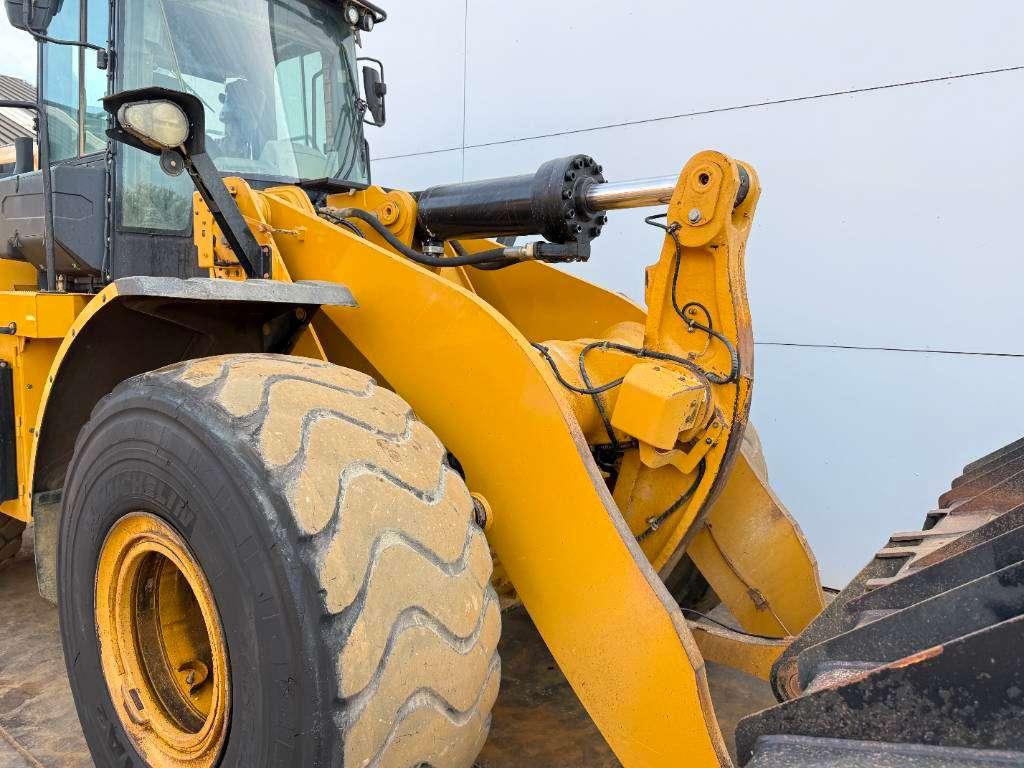 Caterpillar 972M - German Machine / Automatic Greasing Photo 17