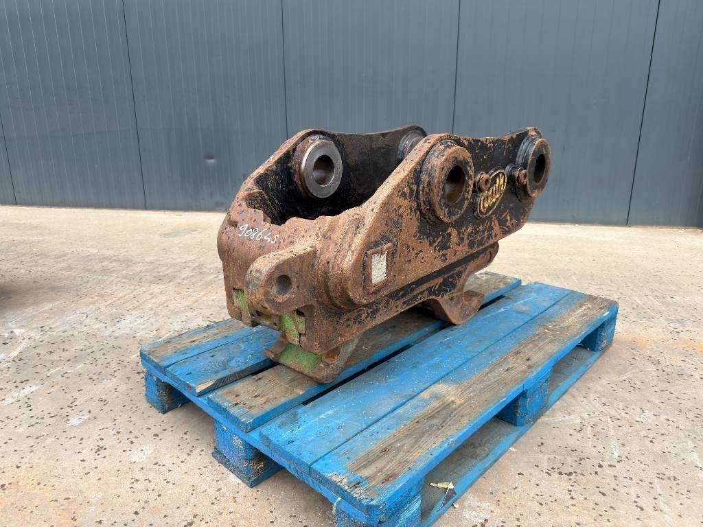 Miller M318D / 320D / 320E / 320F / 323D / 323E / 323F / Photo 1