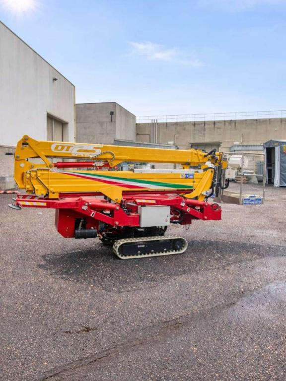 Cela DT Crawler 25 Photo 1