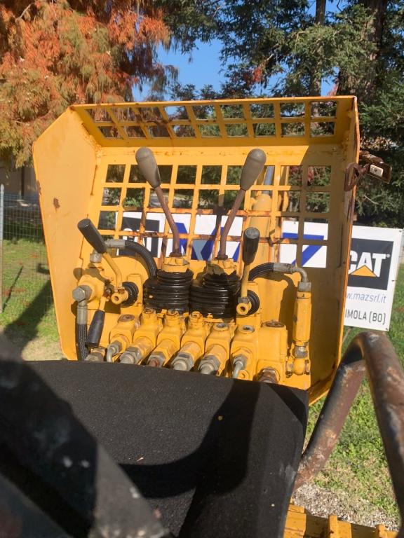 Mazzotti Backhoe Photo 7