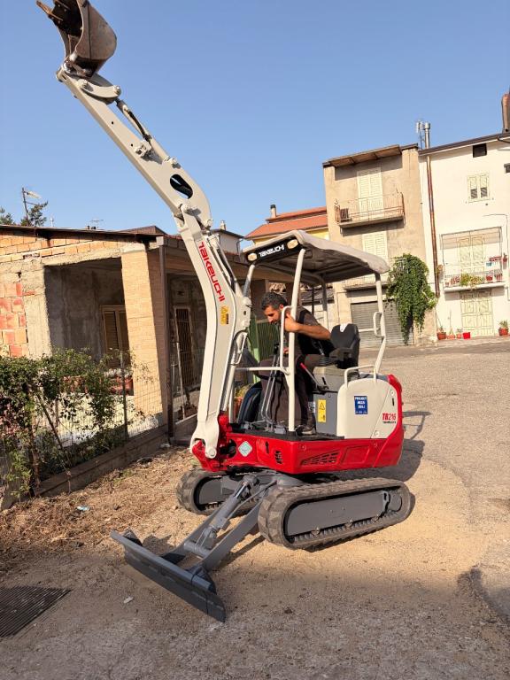 Takeuchi Tb 216 Photo 6