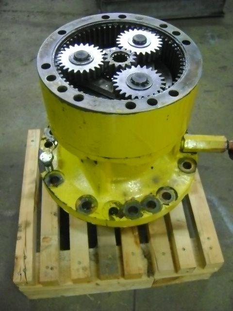 Swing drive for Komatsu PW 130 Photo 1